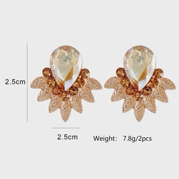 💎 Gemstone Stud Earrings 💎 - Picture 3 of 4